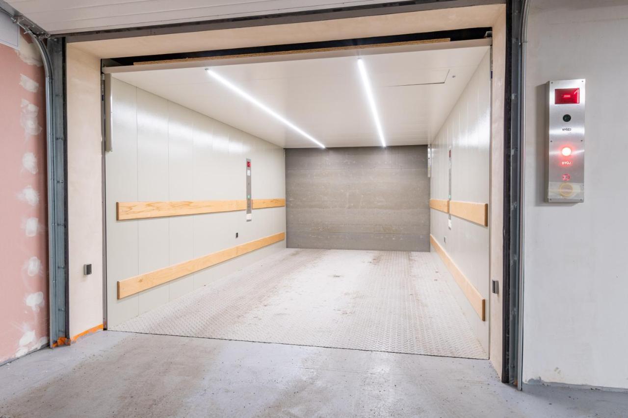 Studio Brand New Apartment #28 In New Building With Free Parking In City Center 프라하 외부 사진